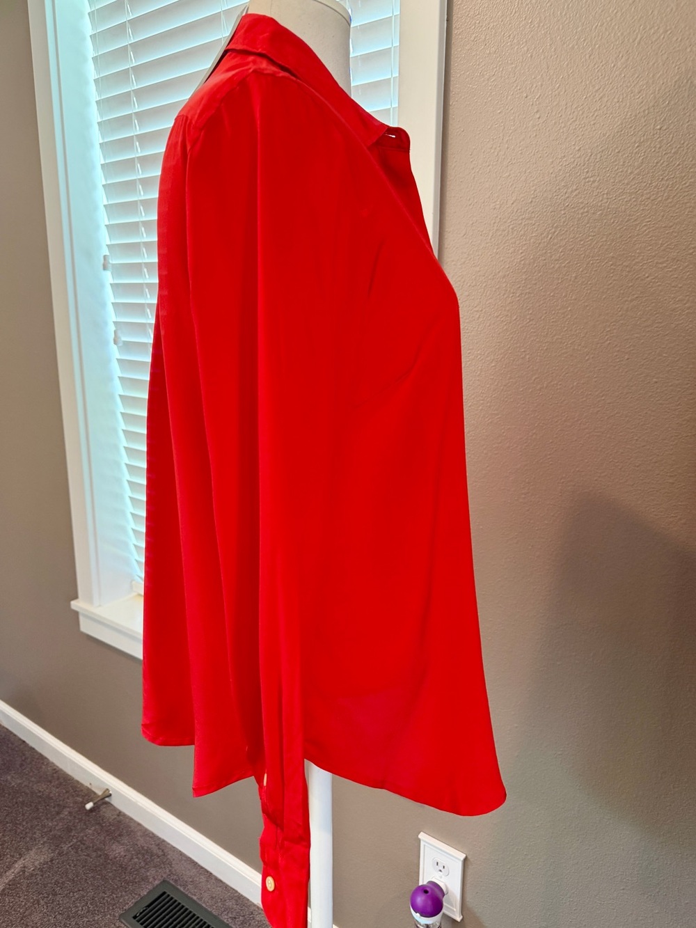J. Crew NWT Vibrant Red Silk Button-Down Shirt - Picture 4 of 9